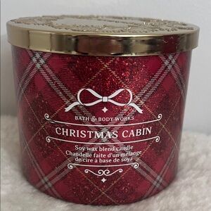 Bath and Body Works CHRISTMAS CABIN 3 Wick Candle